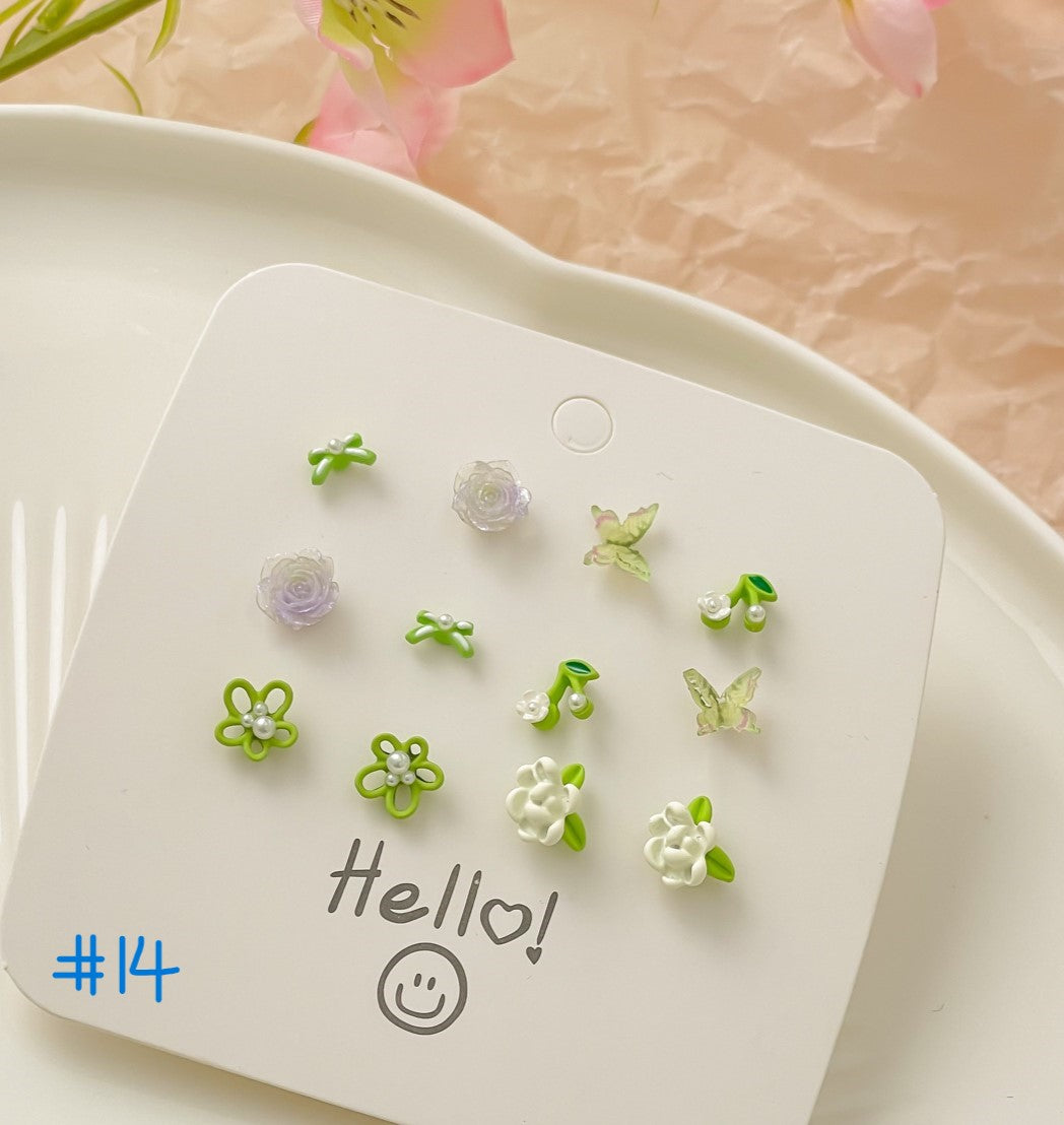 Dainty Studs Earrings