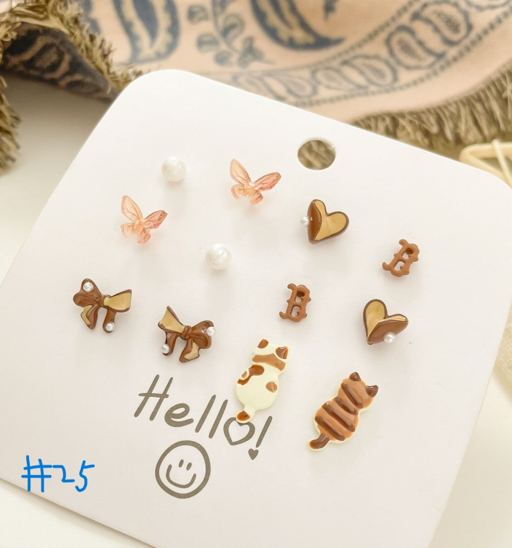 Dainty Studs Earrings