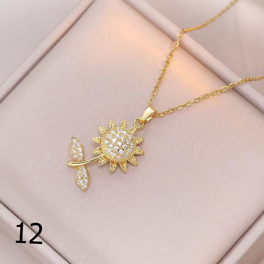 18K Gold Plated Shiny Spinner Necklaces -Blind bag