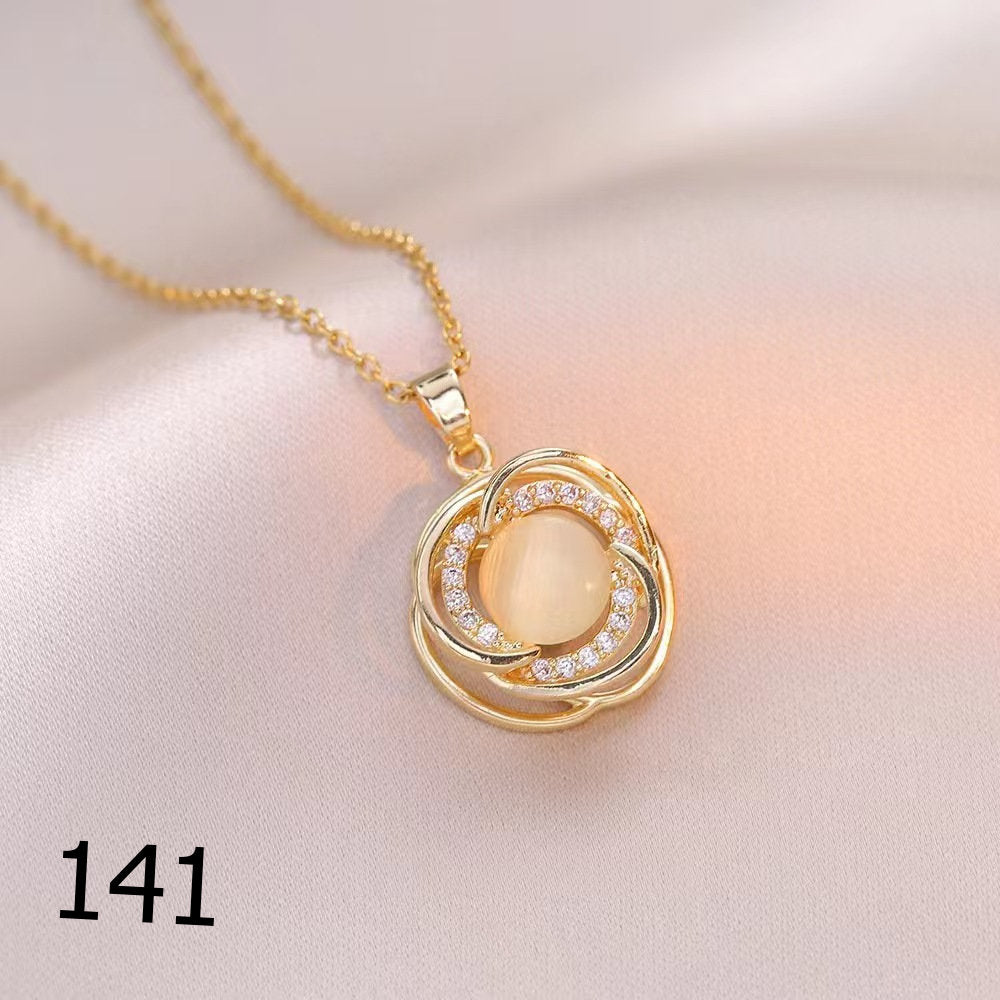 18K Plated Shiny Spinner Necklace (1)