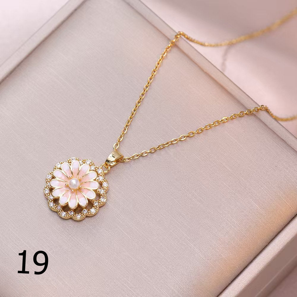 18K Gold Plated Shiny Spinner Necklaces -Blind bag