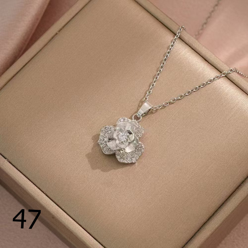 18K Gold Plated Shiny Spinner Necklaces -Blind bag