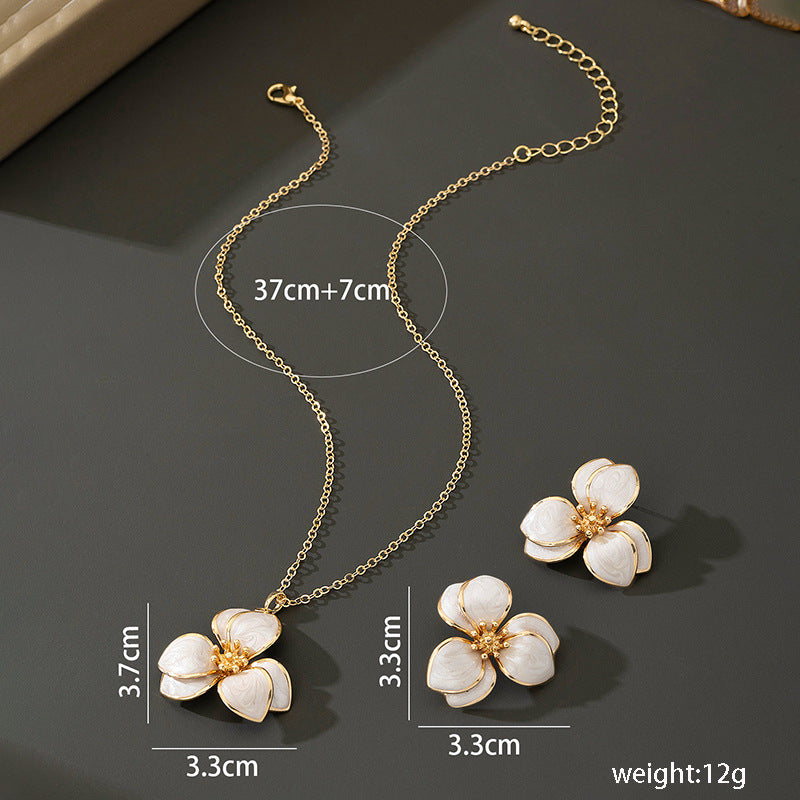 Flower Charm Pendant,  Floral Stylish Jewellery for Women