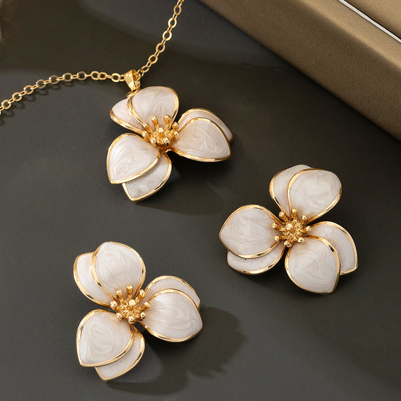 Flower Charm Pendant,  Floral Stylish Jewellery for Women